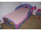 Peppa pig toddler bed Peppa pig toddler bed with fabric....